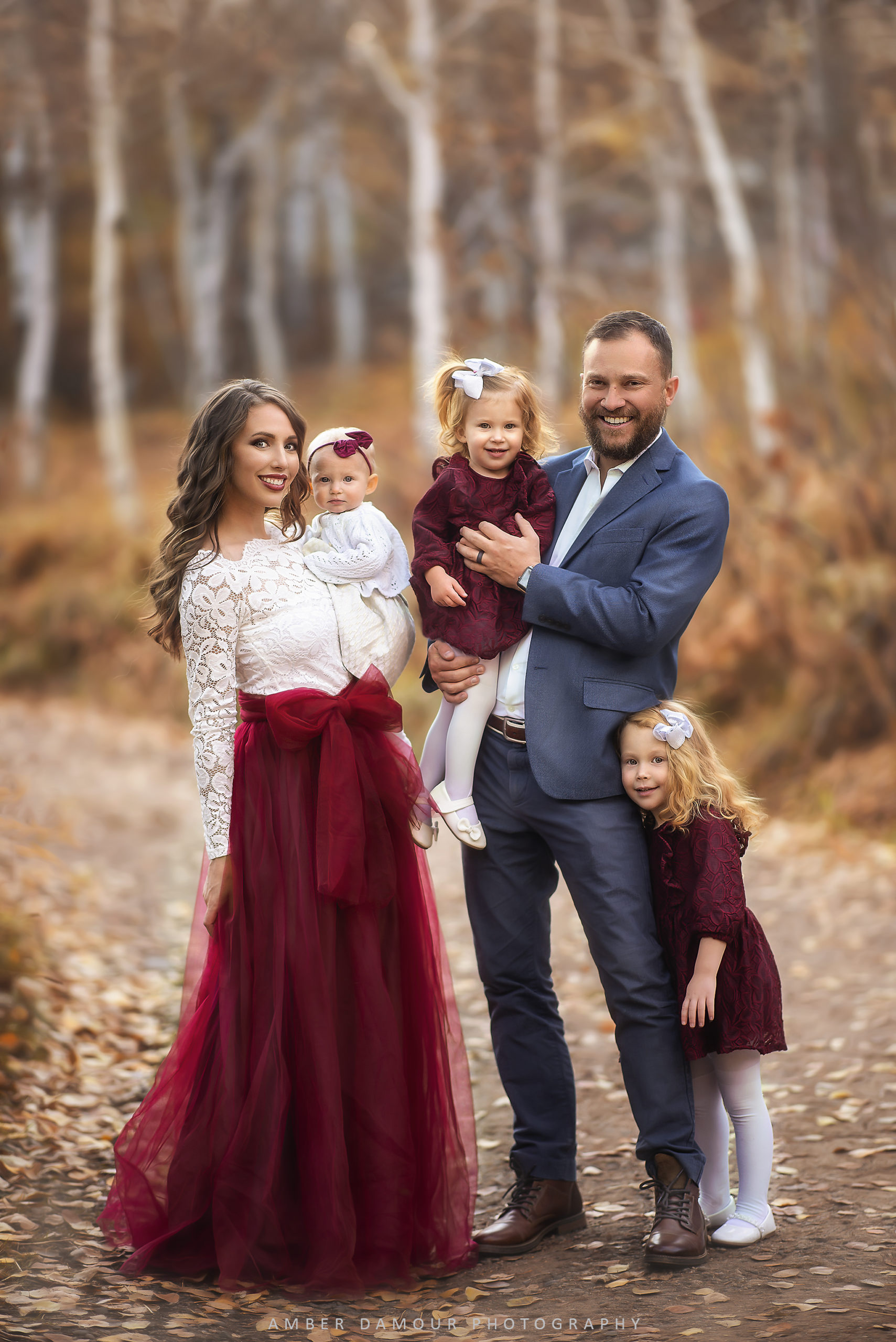 Beautiful fine art family portrait photography in nature in the fall in Colorado